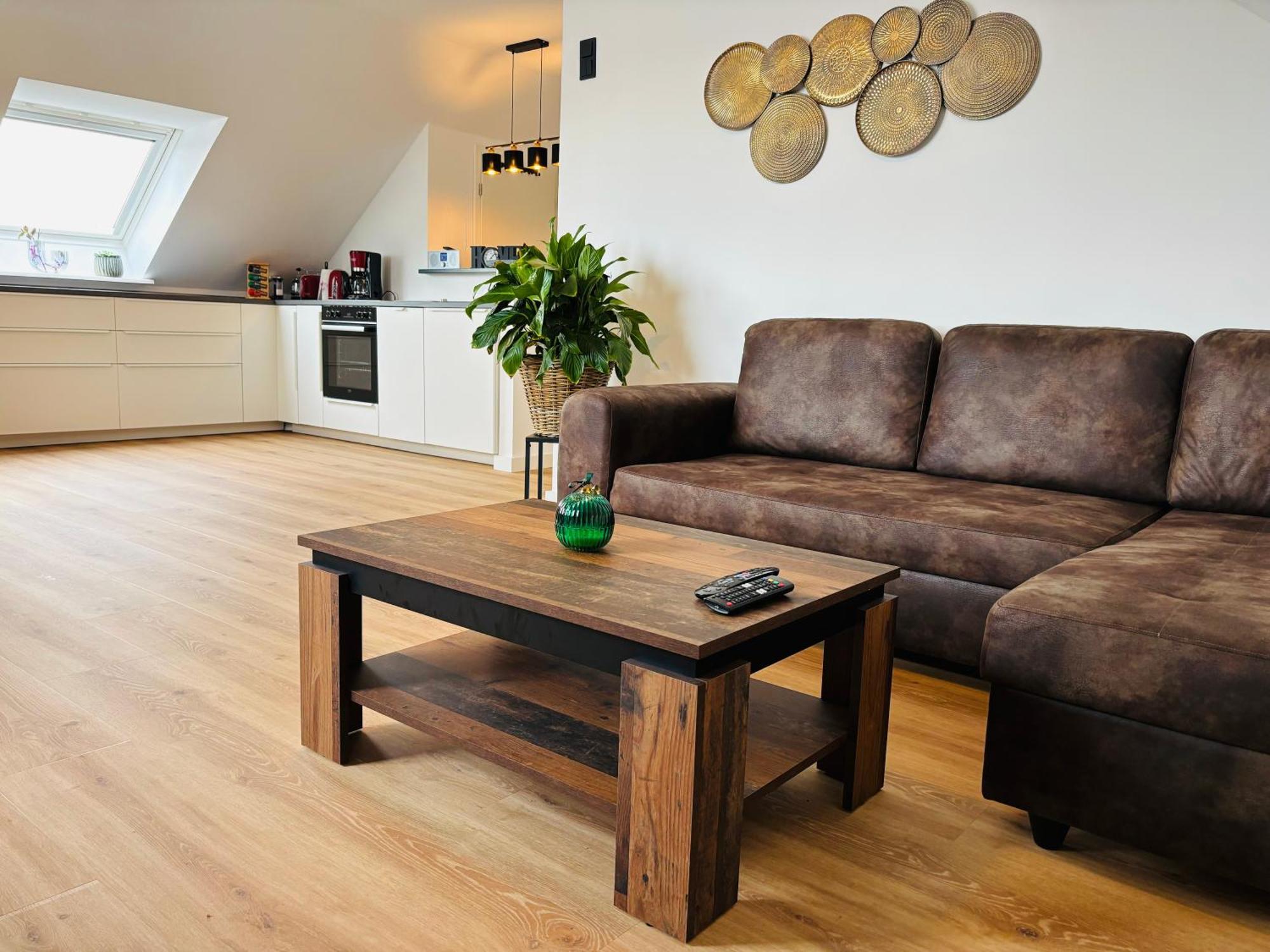 Zentrale Lage, Kostenlos Parken, Ideal Fuer Pendler, Und Haustiere Willkommen!! Apartment Kaarst